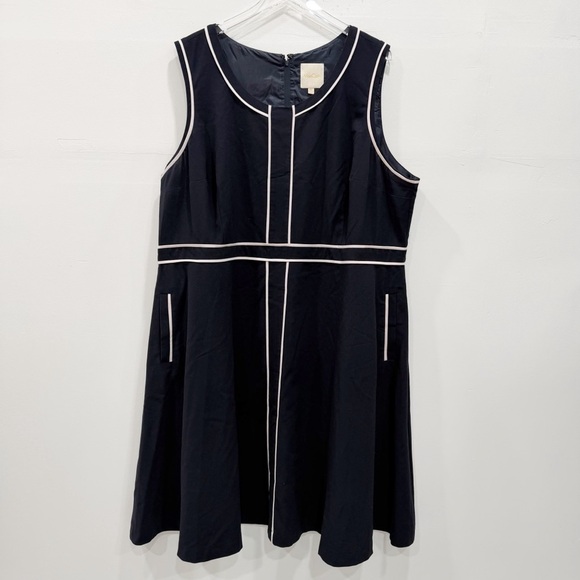 Modcloth Dresses & Skirts - ModCloth Roving Reporter Navy Dress Piping Detail Pockets Size 4X